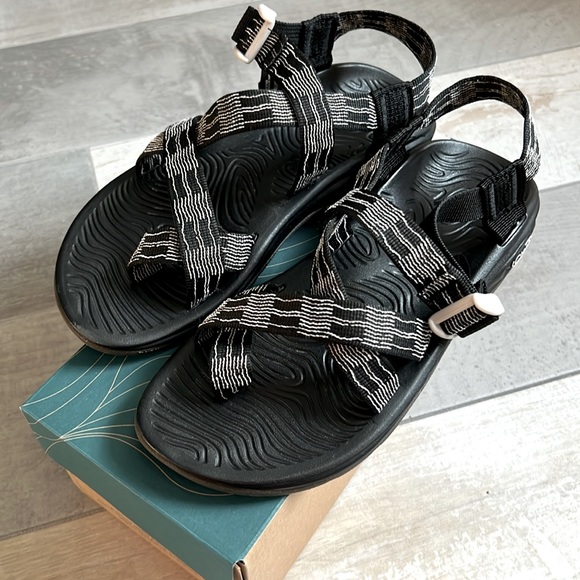 chaco men's zvolv 2